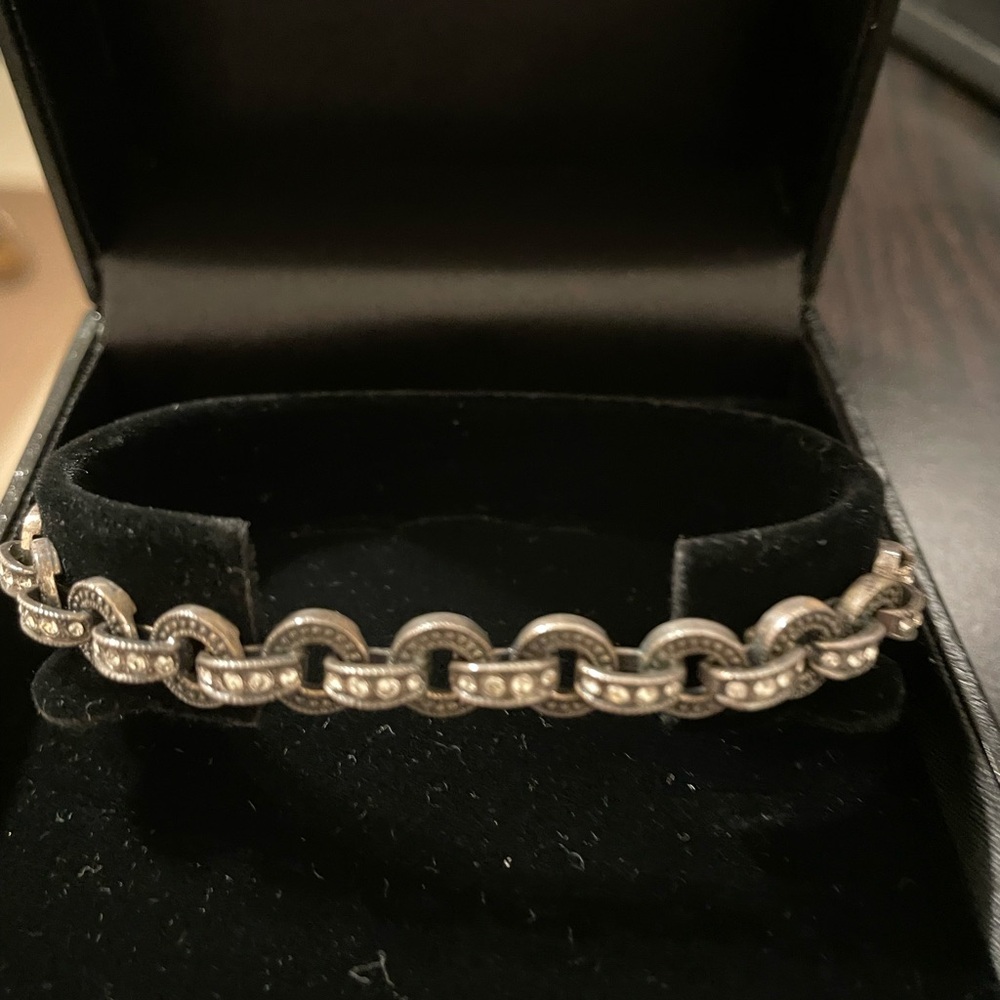 Elegant Silver Chain Bracelet